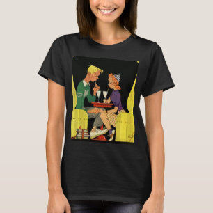 Camiseta Amor e Romance Vintage, Adolescentes na Loja de Re