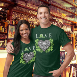 Camiseta Amor Irlandês Trevo e Nó Celta
