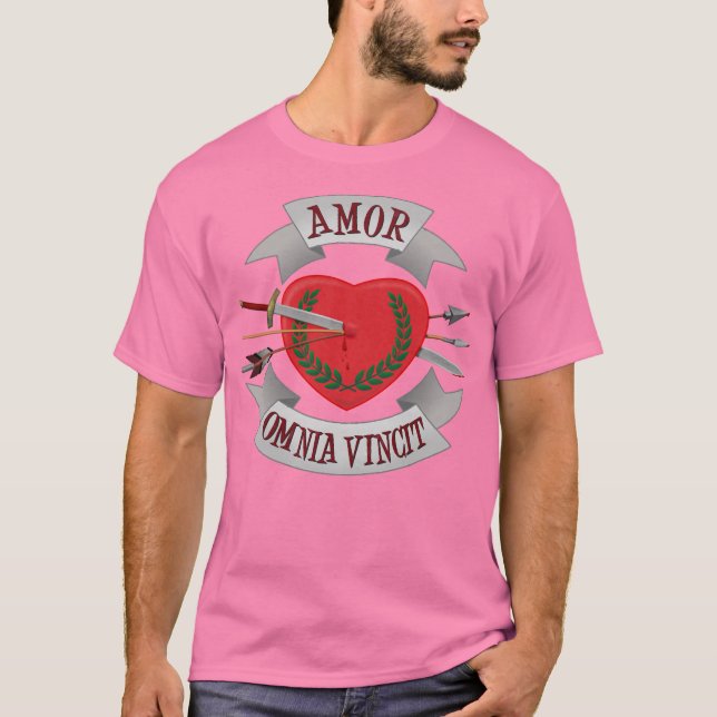 Camiseta Amor Omnia Vincit (Frente)