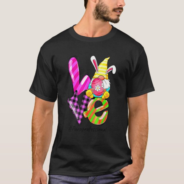 Camiseta Amor Páscoa Paraprofessionnelle Gnomo Ovo Huntin (Frente)