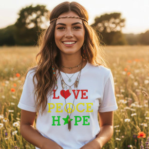 Camiseta Amor, Paz e Esperança Multicolorido