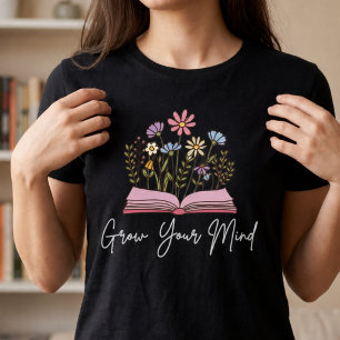 Camiseta Amor Pelo Livro Cresce a Mente Leitores é Amor