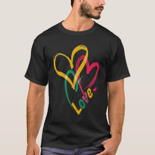 Camiseta Amor projetando belo coração
