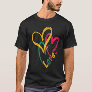 Camiseta Amor projetando belo coração
