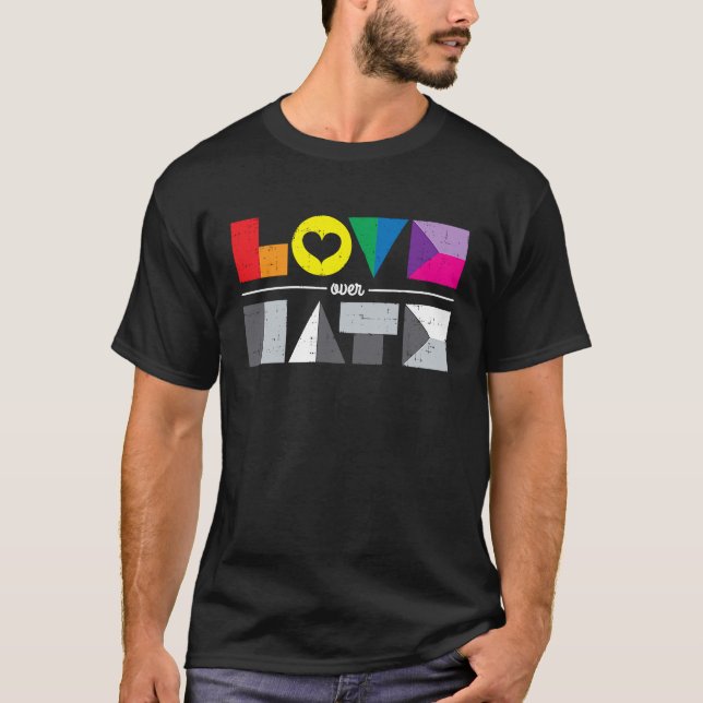 Camiseta Amor Sobre Ódio, LGBT, Arco-Íris Geométrico, Igual (Frente)
