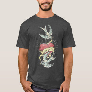 Camiseta Amor verdadeiro Aves de tatuagem com coração