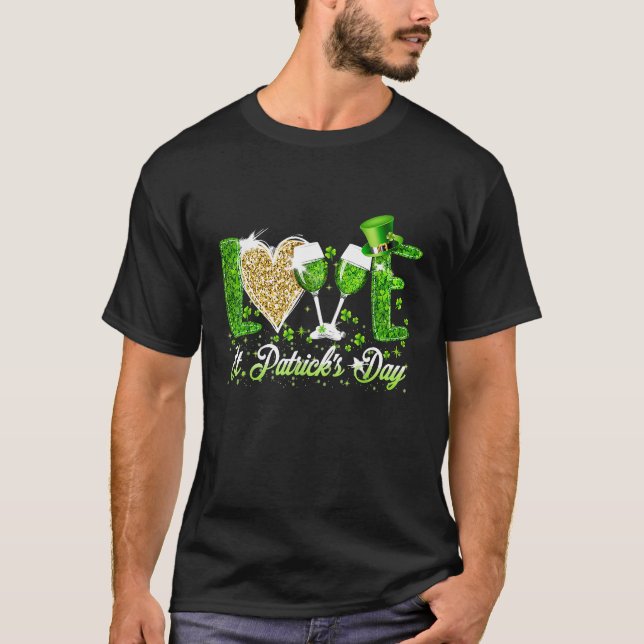 Camiseta Amor Vinho Dia de São Patrício Vinho Irlandês Chap (Frente)