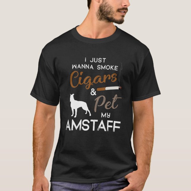 Camiseta Amstaff Dog Cigar Lover Proprietário Natal Anivers (Frente)