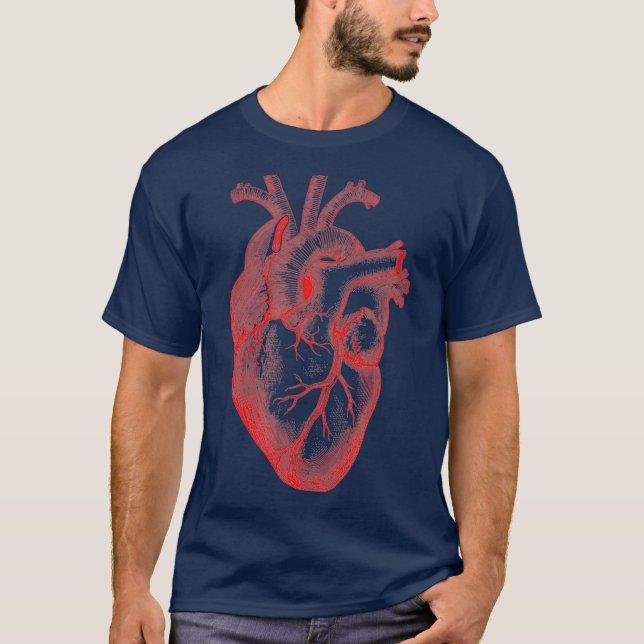 Camiseta Anatomical Heart Spreading Love Artsy Valentine (Frente)