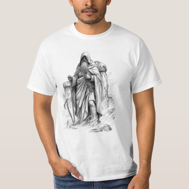 Camiseta Ancient European Stone Guardian with Ritual Axe (Frente)