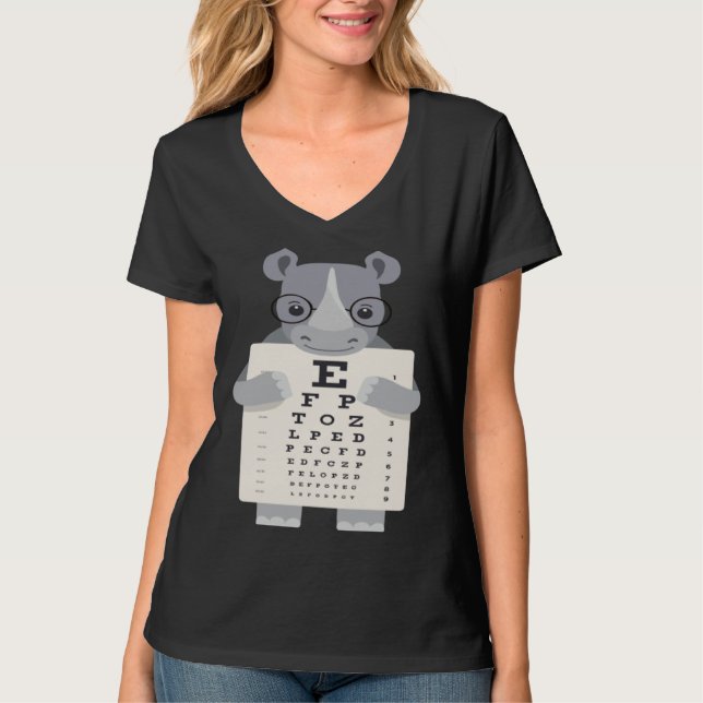 Camiseta and Cute Rhino with Glasses holding an Eye Chart (Frente)