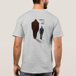 CAMISETA ANDANDO COM BIGFOT SASQUATCH - SEI 3