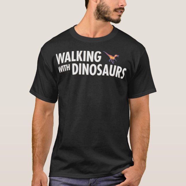 Camiseta Andando Com Dinossauros T Shirt (Frente)