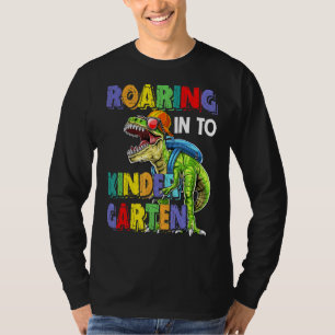 Camiseta Andando Para Crianças Do Jardim De Infância De Din