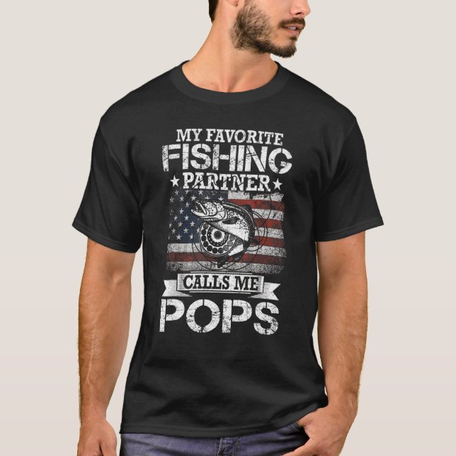 Camiseta Anglês I Meu Parceiro De Pesca Favorito Me Chama D (Frente)