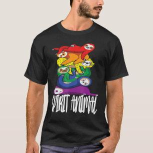 Camiseta animal espirituoso, preguiças empilhadas em cores 