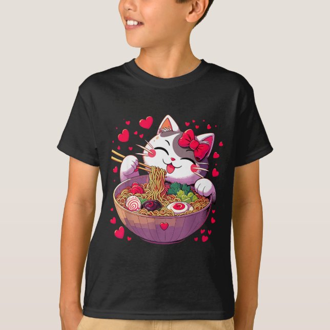Camiseta Anime Cat Eating Ramen Noodles With Hearts Valenti (Frente)