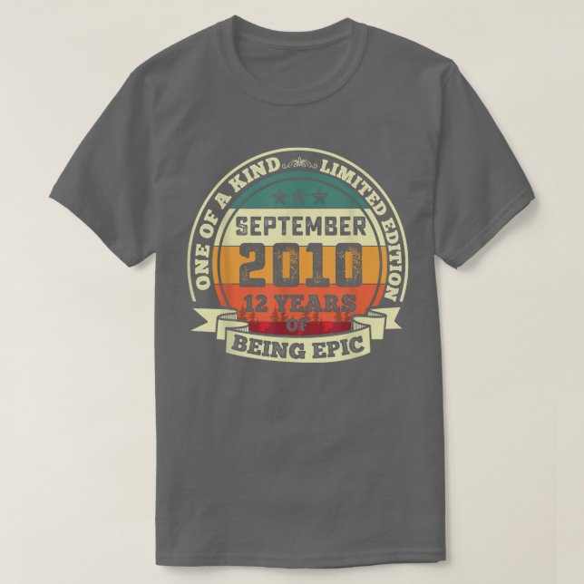 Camiseta Aniversário Da 12 De Setembro De 2010 Presente A 1 (Frente do Design)