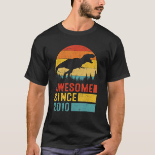 Camiseta Aniversário De 12 Incrível Desde 2010 Surus Rex Di