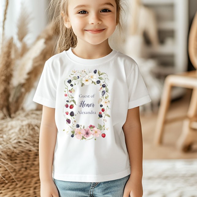 Camiseta Aniversário de 1 ano da convidada de honra Morango (Criador carregado)