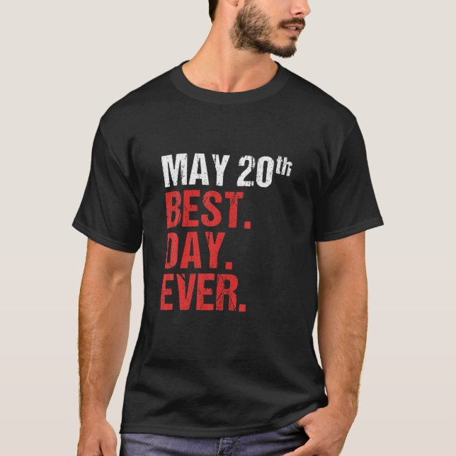Camiseta Aniversário de 20 de Maio de Despedida de Solteiro (Frente)