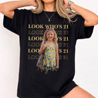 Camiseta Aniversário de 21 anos com texto empilhado e foto