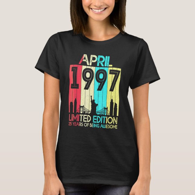 Camiseta Aniversário de 25 anos  Abril de 1997  25 Anos de  (Frente)