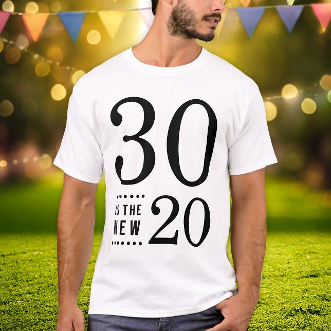 Camiseta aniversário de 30 anos Black 30 é o novo 20 (Criador carregado)