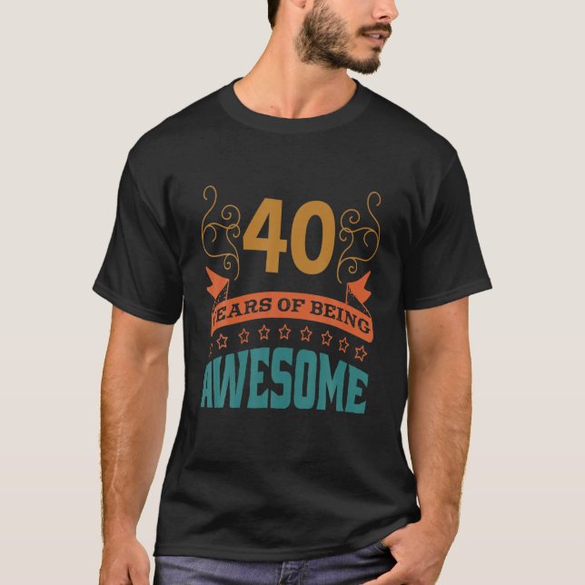 Camiseta Aniversário de 40 anos B-Day Engraçado Dizendo Pia (Frente)