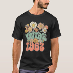 Camiseta Aniversário de 63 anos Flor de Campo Hippie Groovy