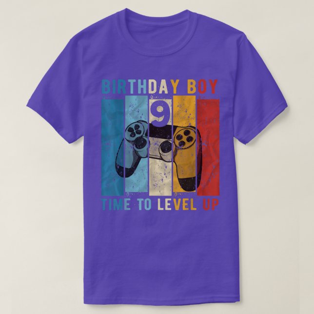 Camiseta Aniversário de 9 anos Menino 9 Hora de Escalar 9°  (Frente do Design)
