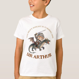 Camiseta Aniversário de um ano de meninos do Castelo do Cav