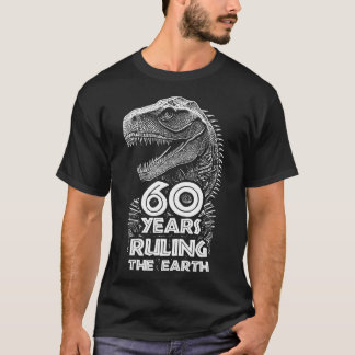 Camiseta Aniversário do 60º Aniversário, Dinossauro Amava A