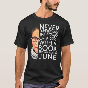 Camiseta Aniversário Do Verme Do Livro Em Junho Lendo Rapar