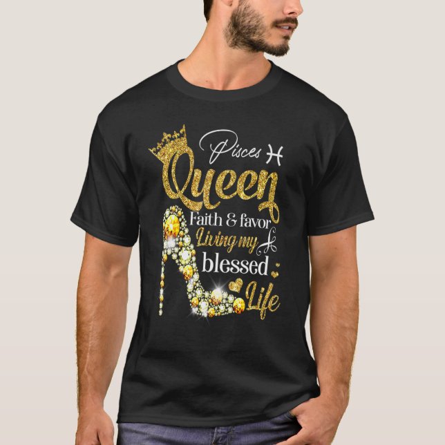 Camiseta Aniversário Peixes Rainha Faith Favorece Viver Abe (Frente)