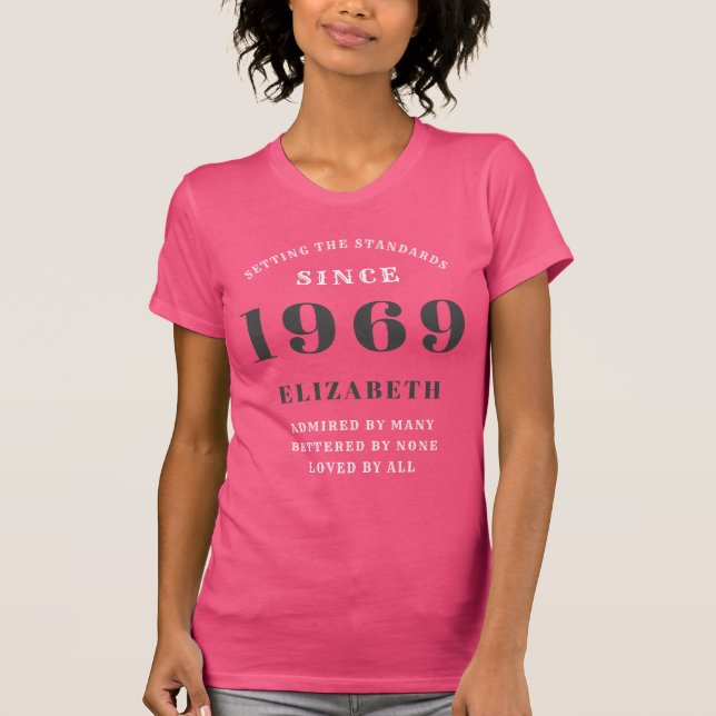 Camiseta Aniversário Personalizado 1969 Girly Pink Add Name (Frente)