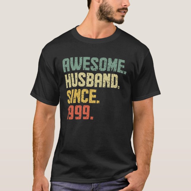Camiseta Anniversary Awesome Husband Since 1999 Retro (Frente)