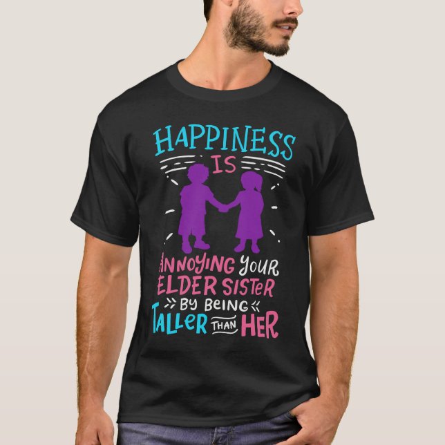 Camiseta Annoying Your Elder Sister By Being Taller Funny S (Frente)