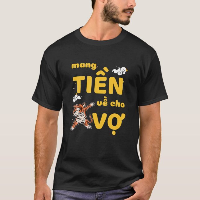 Camiseta Ano Novo Vietnamita 2022 Tiger Mang Tien Ve Cho Vo (Frente)