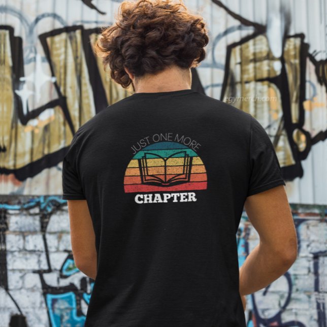 Camiseta Antecipa Nunca julgue um livro por seu filme engra (Criador carregado)