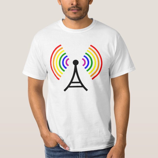 Camiseta Antena alegre do sinal do arco-íris de WiFi (Frente)