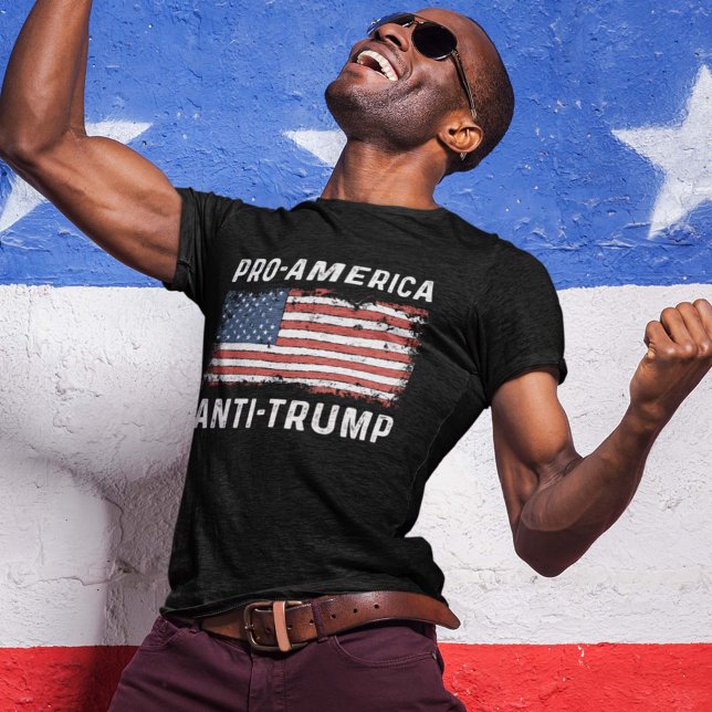Camiseta Anti-Trump Pro-América (Criador carregado)