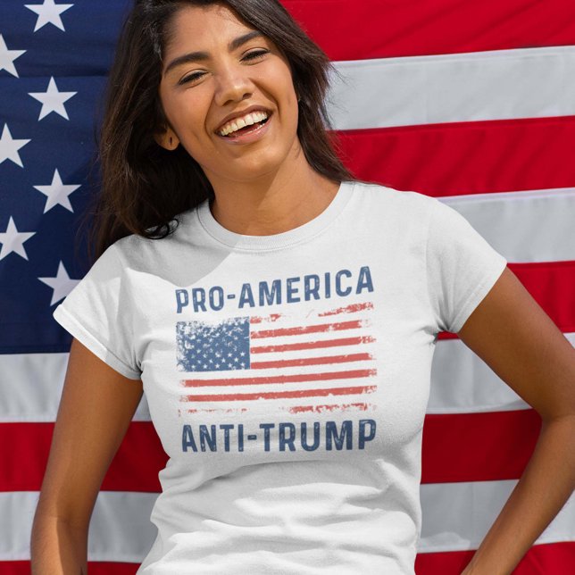 Camiseta Anti-Trump Pro-América (Criador carregado)