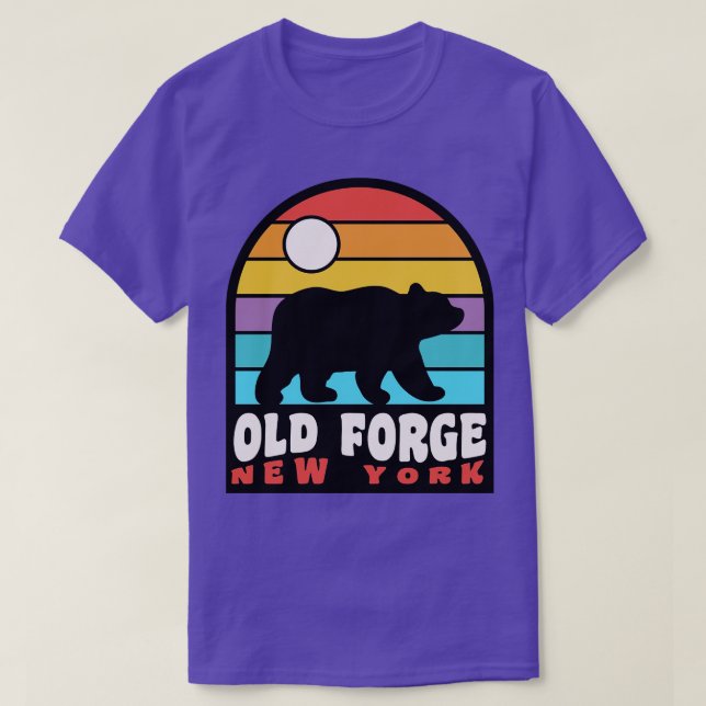 Camiseta Antigo Forge NY Adirondacks Crachá do Urso Retroat (Frente do Design)