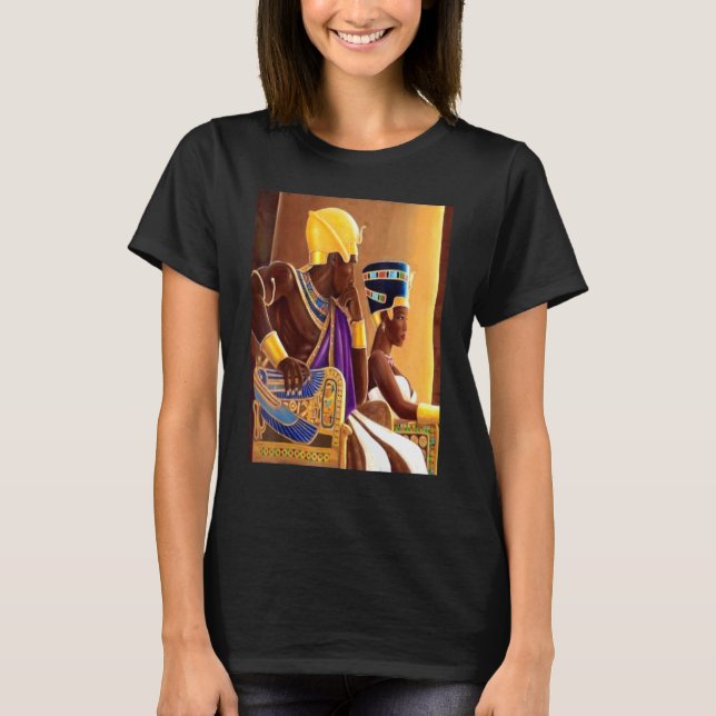 Camiseta Antigo Kemet 2 Royalty Egípcio Pharaoh E Seu Q (Frente)