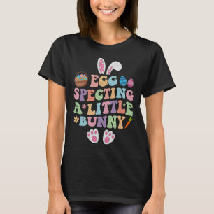 Camiseta Anunciando Gravidez de um Coelhinho de Páscoa