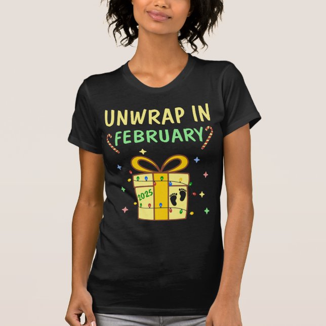 Camiseta Anúncio de Gravidez de Natal no Mês Personalizado (Frente)