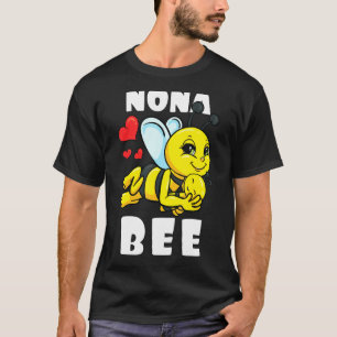 Camiseta Anúncio de Nona Bee Matching Family Outfit Baby