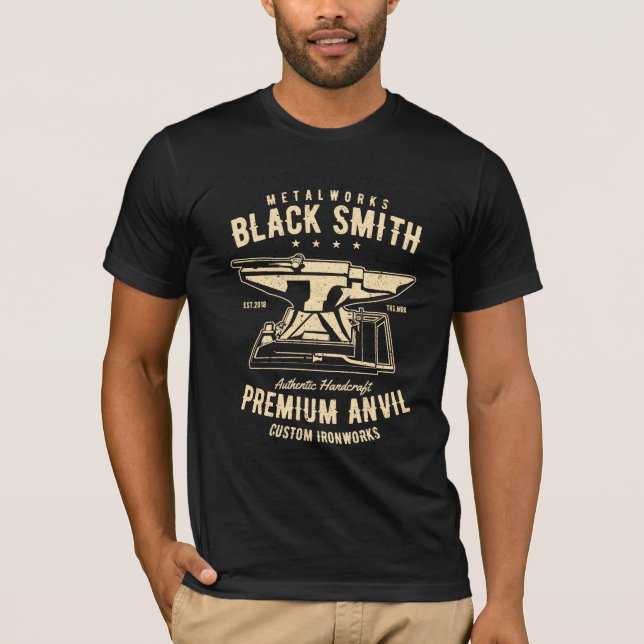 Camiseta Anvil Metalworks Blacksmith (Frente)