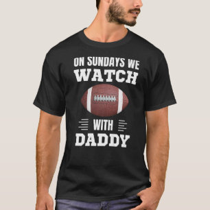 Camiseta Aos Domingos Assistimos Ao Futebol Com A Família E